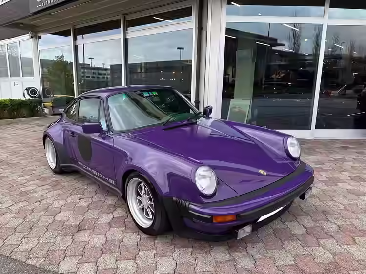 Porsche 911 Carrera 3.2 Restomod Outlaw