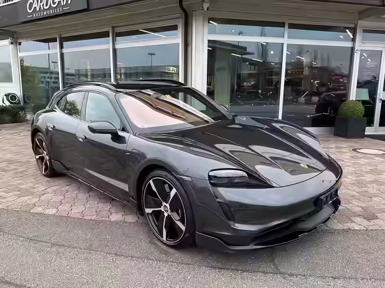 Porsche Taycan 4S Cross Turismo